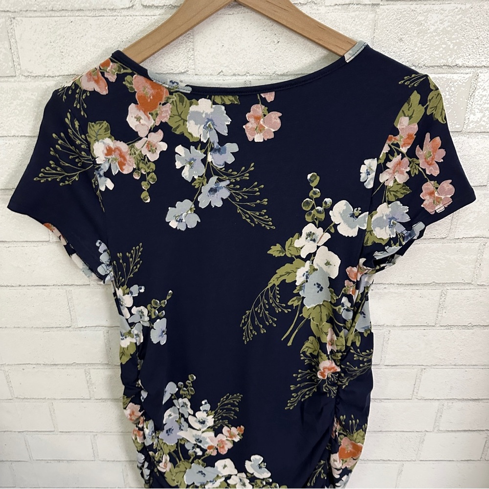 ISABEL Maternity by Ingrid & Isabel Navy Flowered Scoop Neck Short Sleeve Dress - Picture 9 of 13
